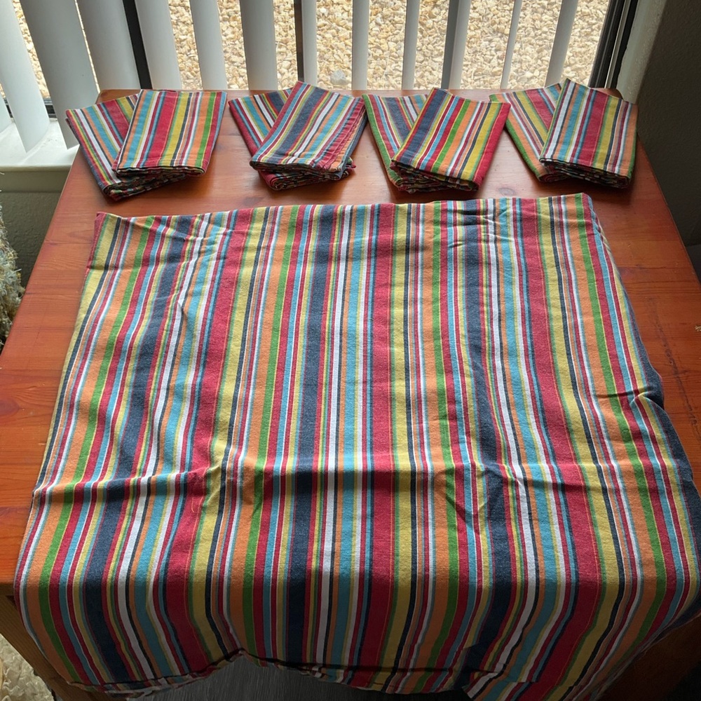 Striped Tablecloth and Napkin Set